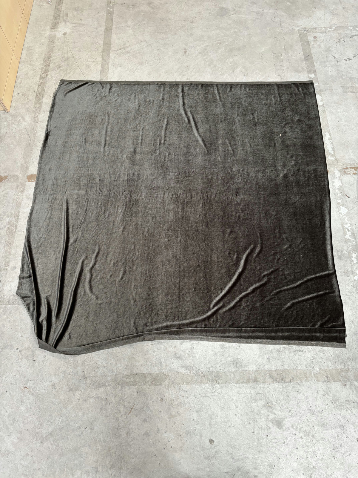 Tissu kaki foncé