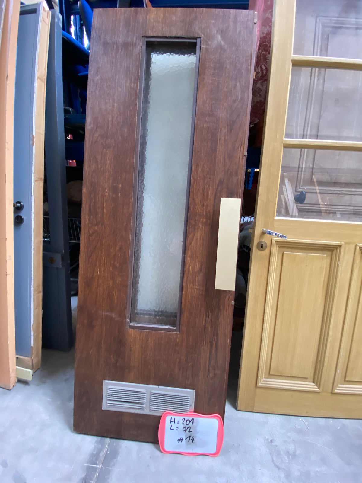 Porte en bois vitrée 2