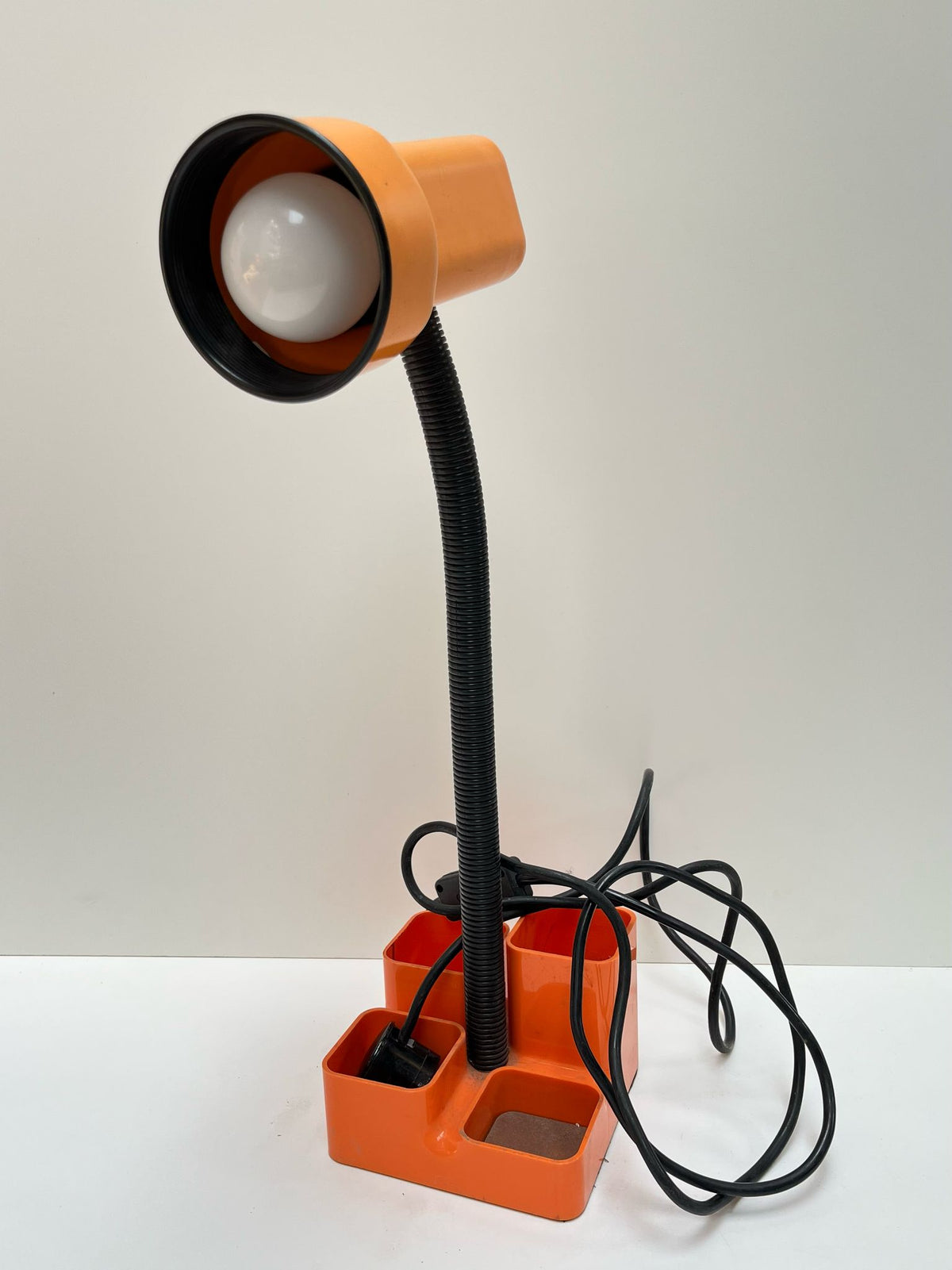 Lampe de bureau orange