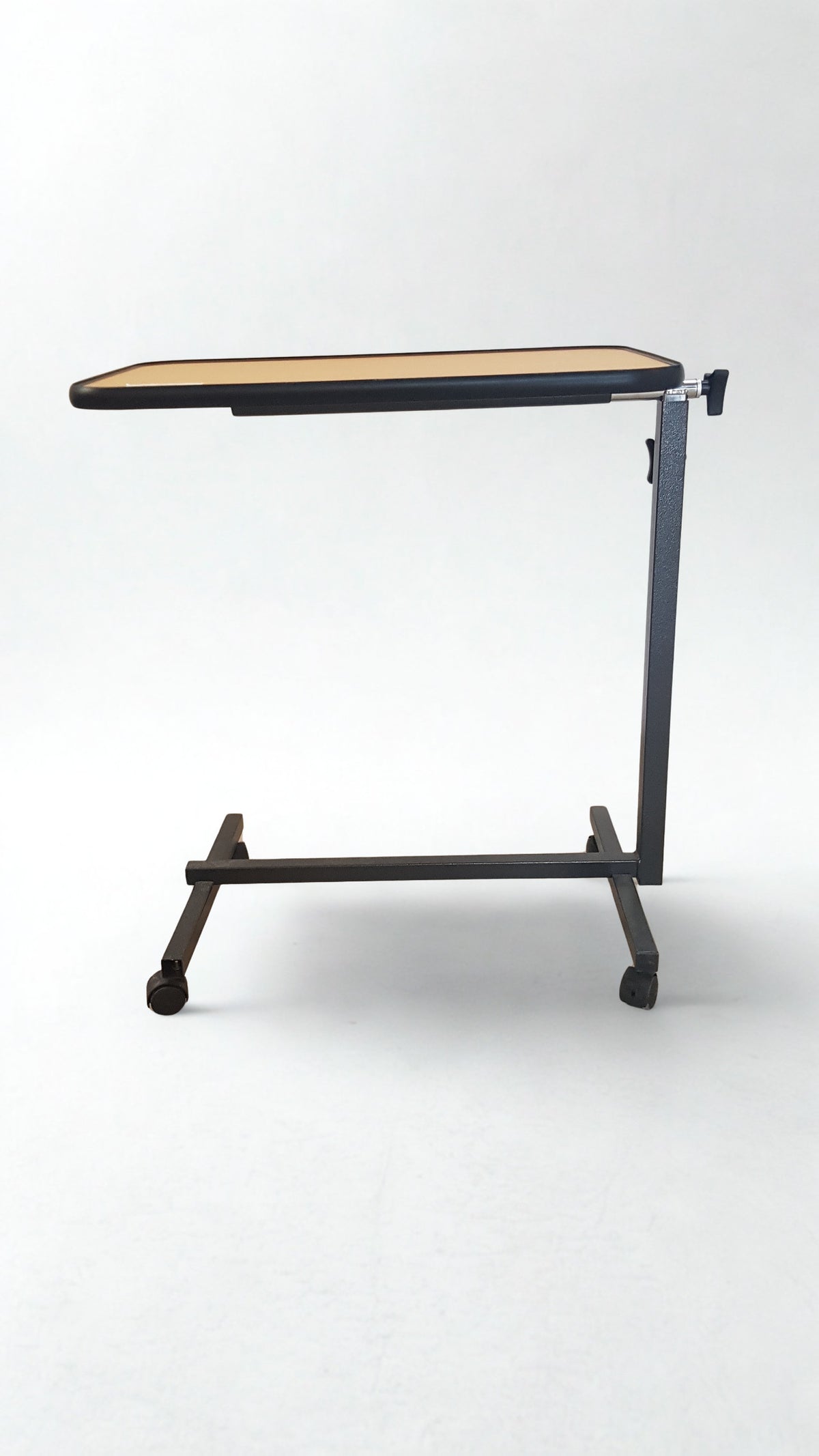Table à roulettes