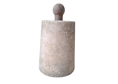 Fausse borne béton