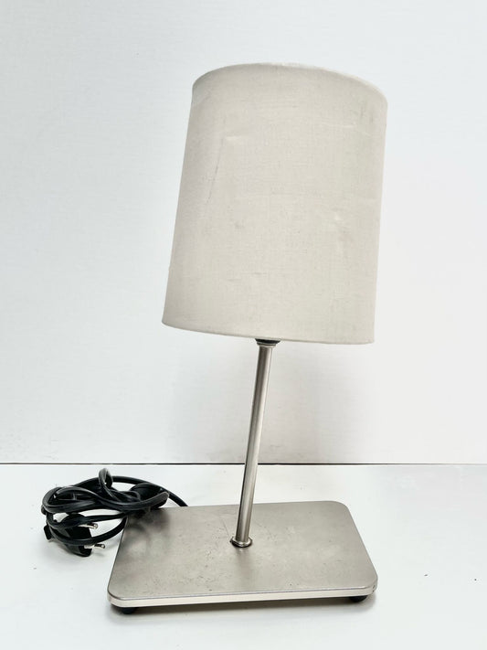 Lampe penchée