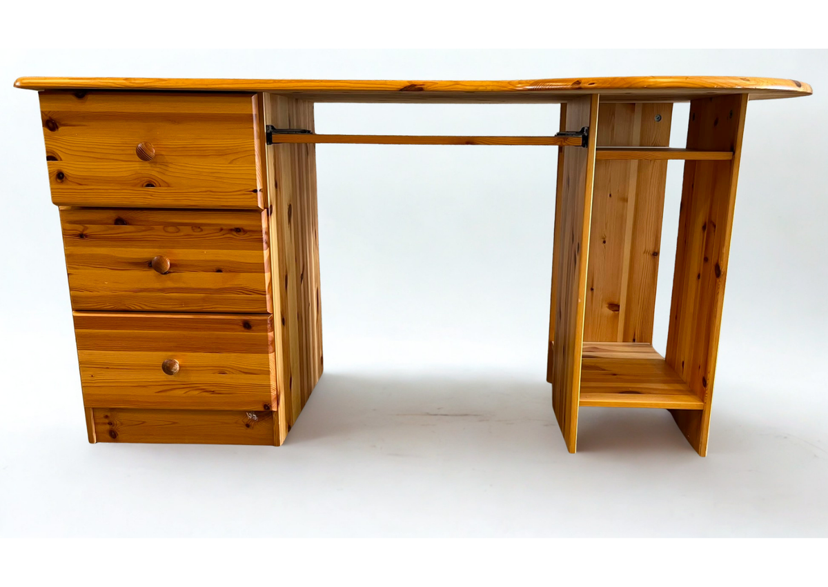 Bureau en pin