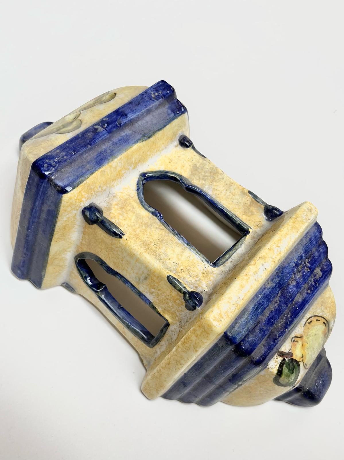 Lampe murale maisonnette