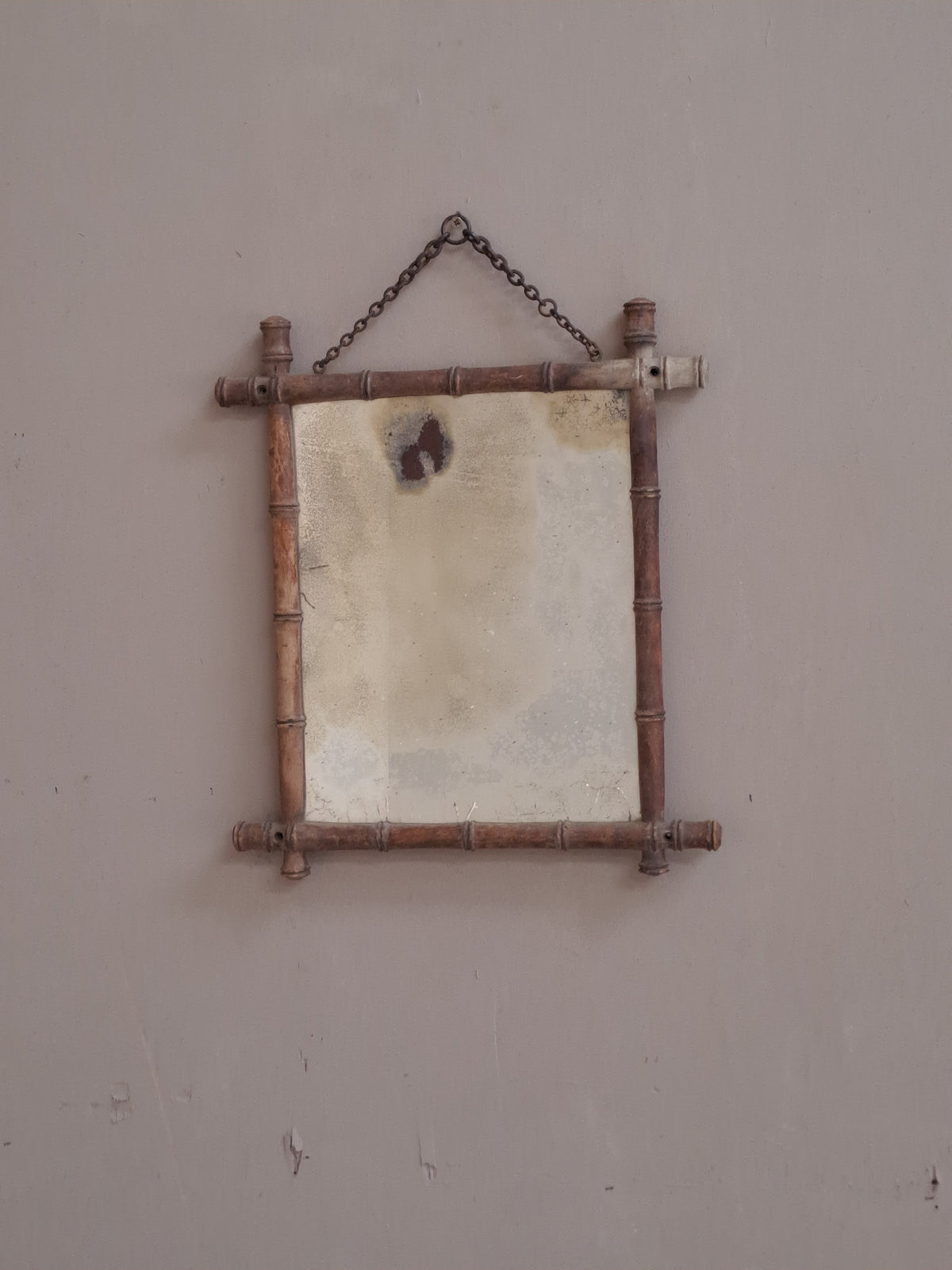 Miroir ancien en bambou