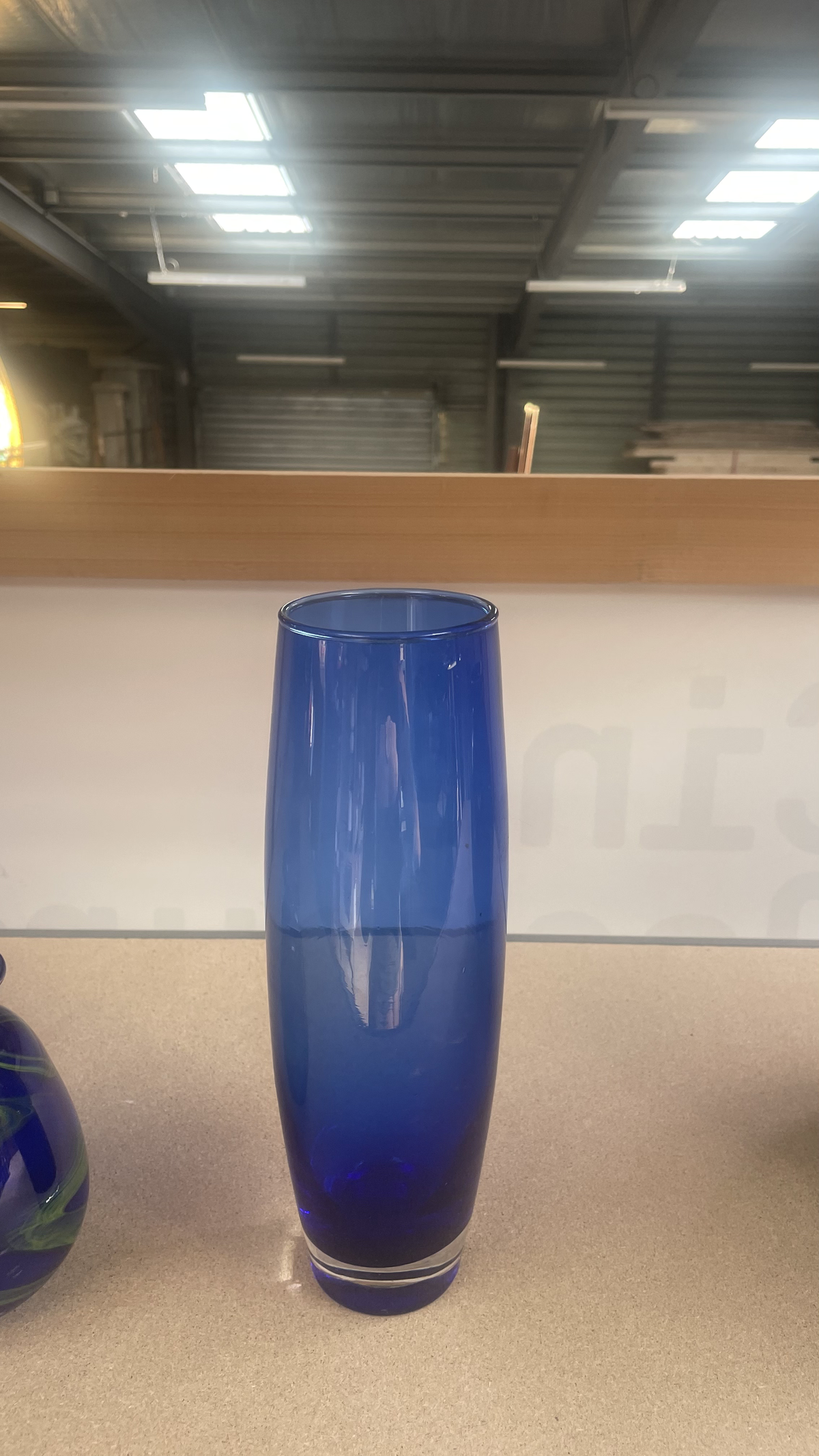 Vase haut bleu - verre