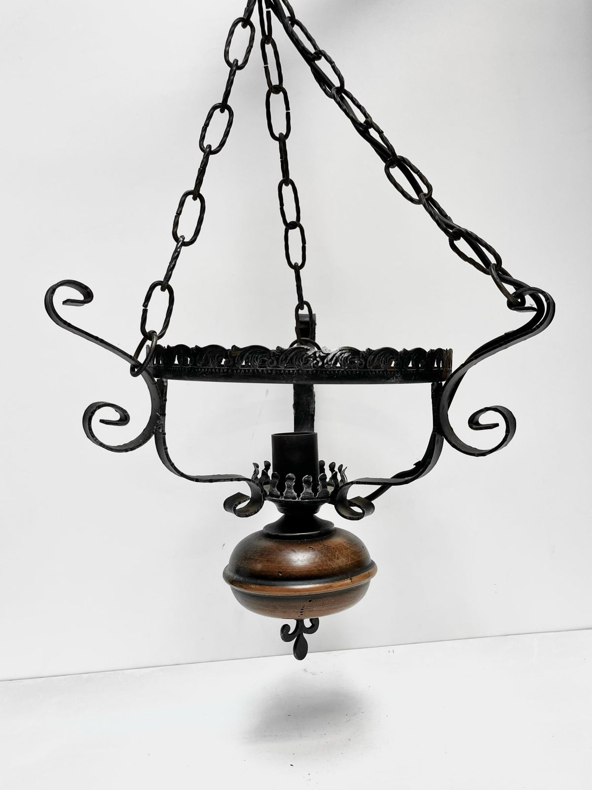 Lustre ancien