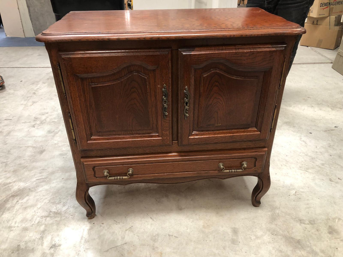 Commode en bois vintage