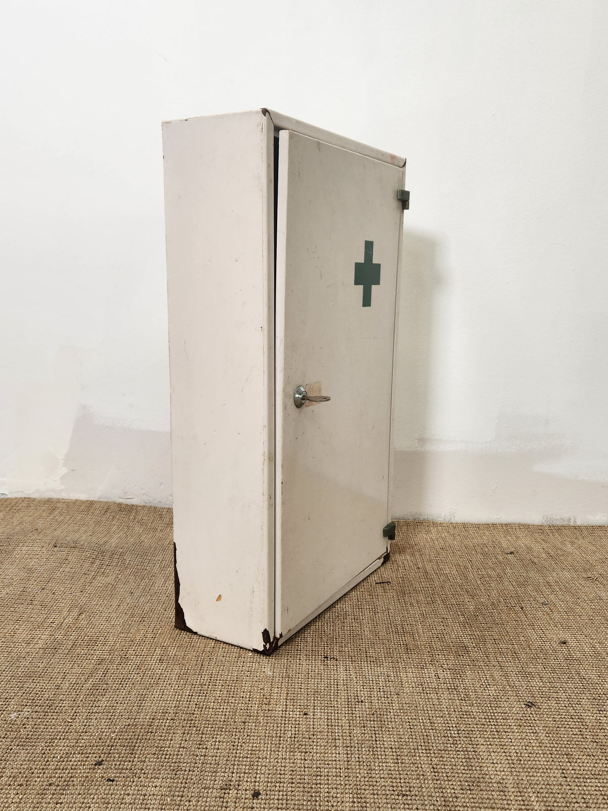 Petite armoire médical