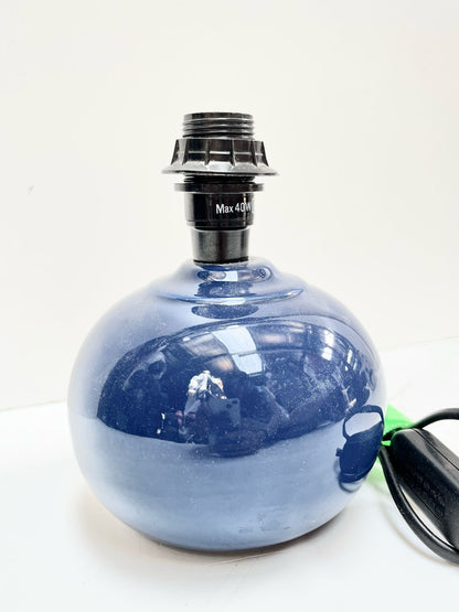 Pied de lampe rond en céramique bleu foncé
