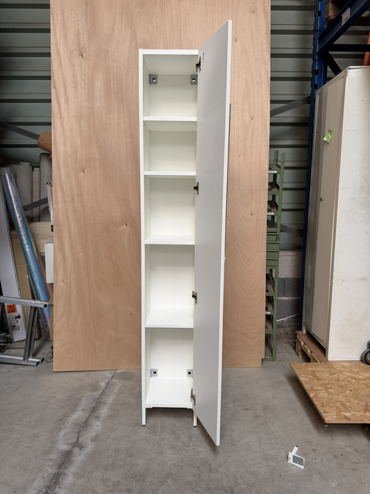 Armoire avec miroir