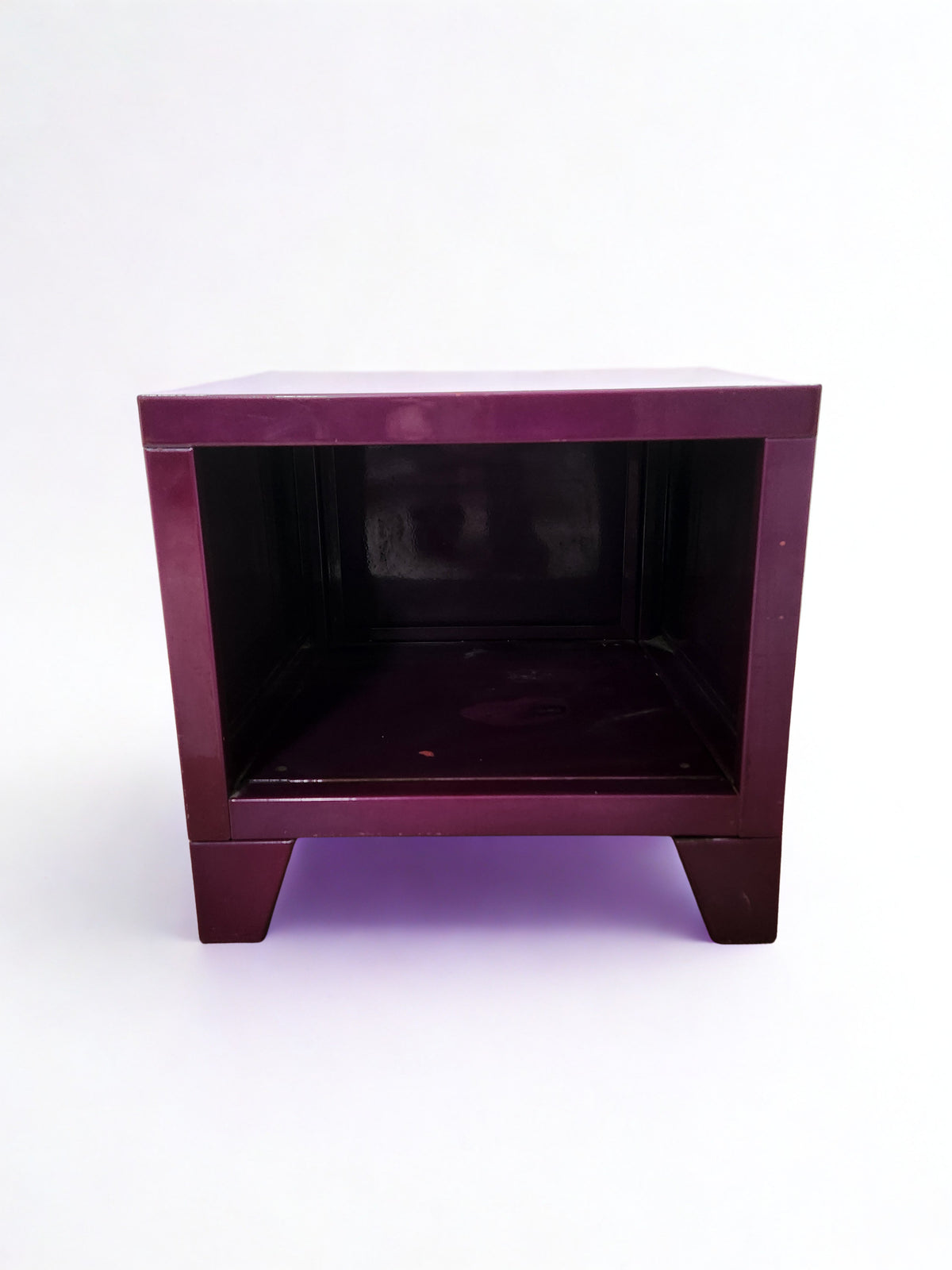 Table d'appoint métal violet