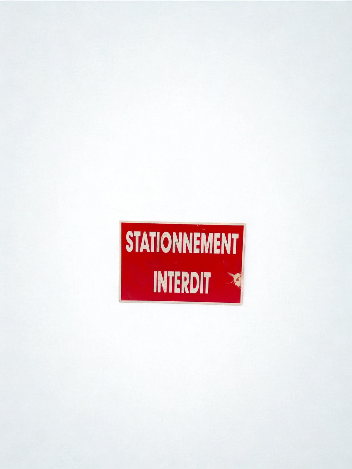 Enseigne et lumineuse