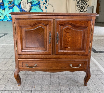 Commode en bois vintage