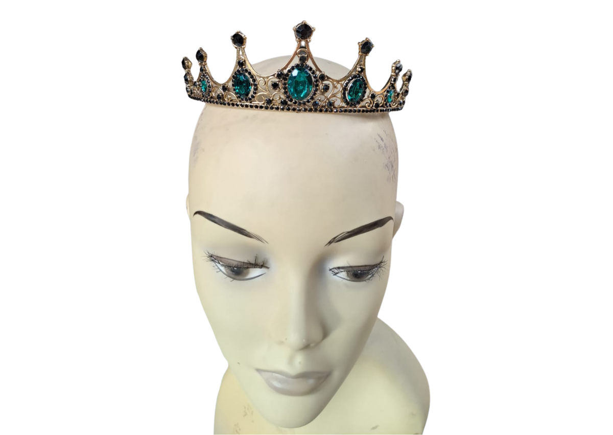Diadème en métal doré, ornée de strass de couleur vert émeraude et de petits strass noirs