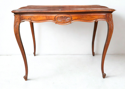 Table d'appoint style Louis XV