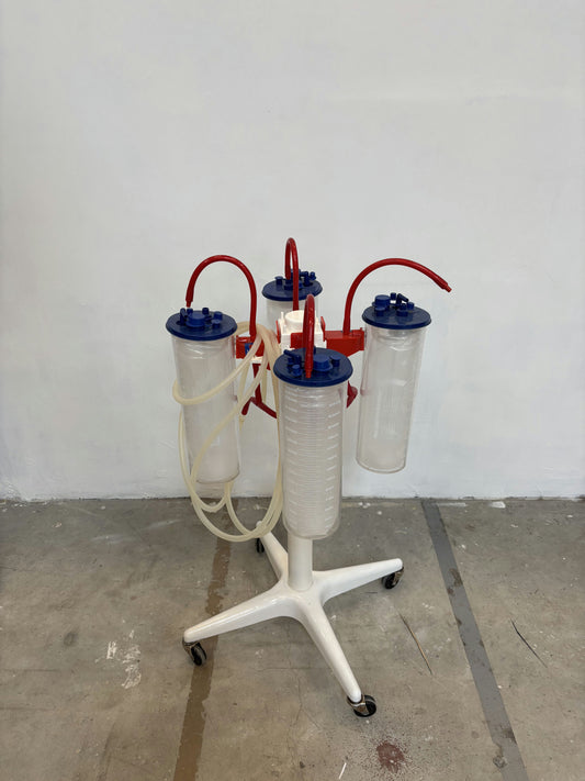 Aspirateur chirurgical électrique sur roulettes