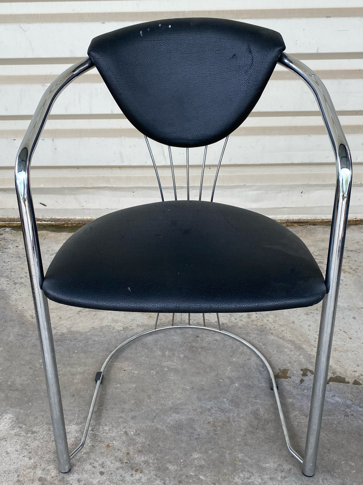 Chaise fauteuil cuir / acier