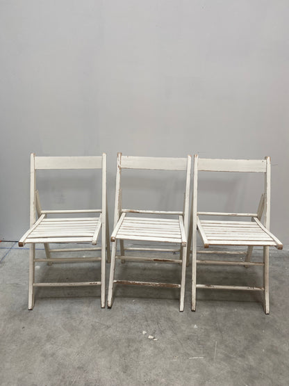 Chaise pliable d'extérieur blanche