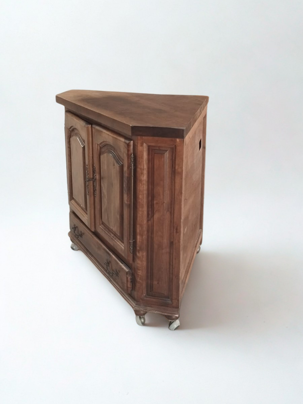 Meuble TV d'angle en bois