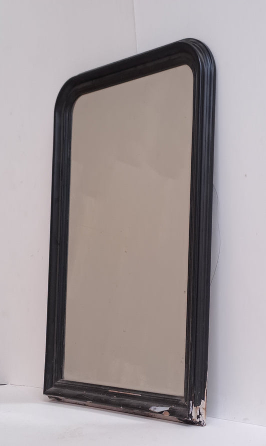 Grand miroir en bois noirci