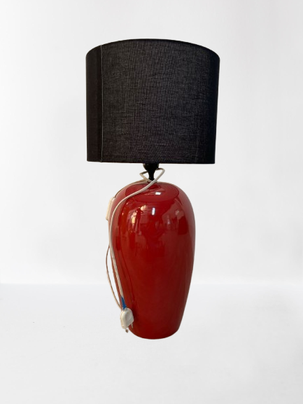 Pied de lampe rouge