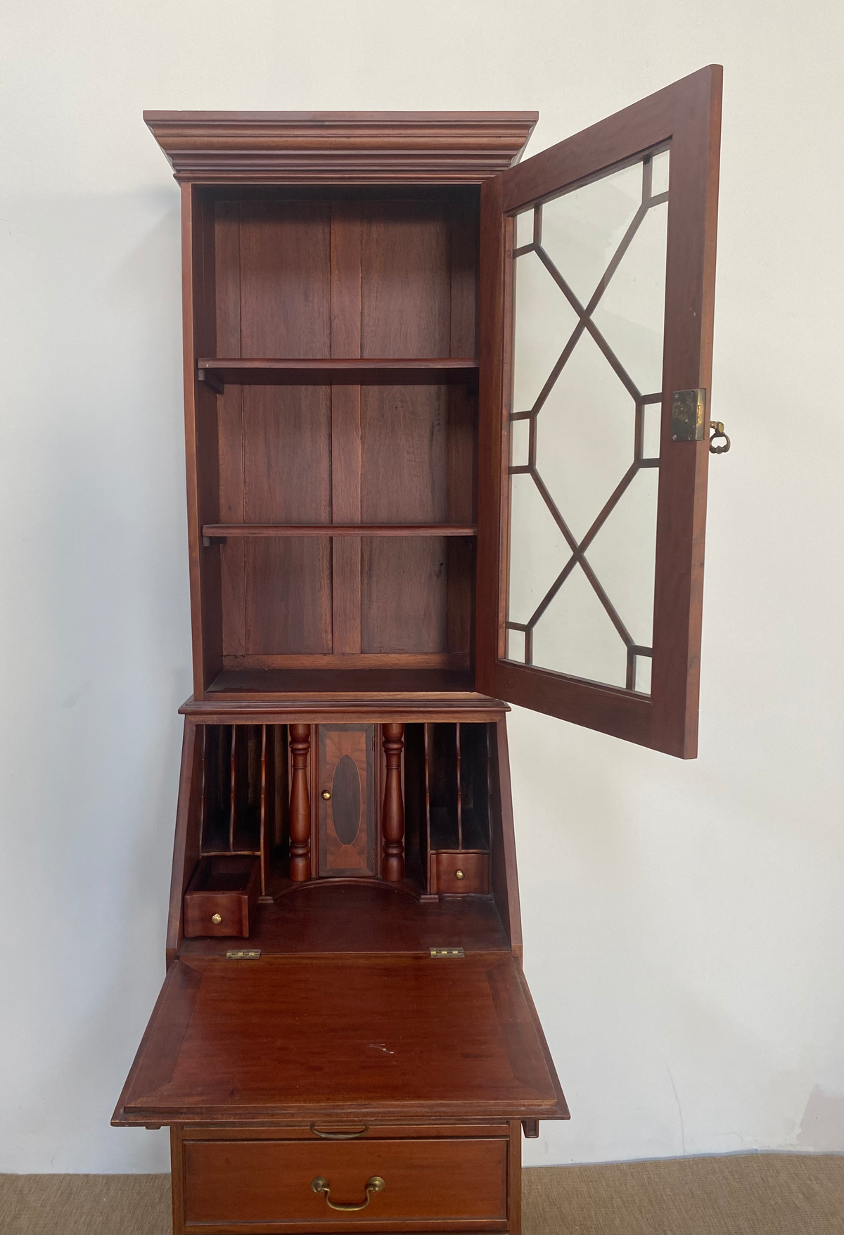 Secrétaire - Bibliothèque