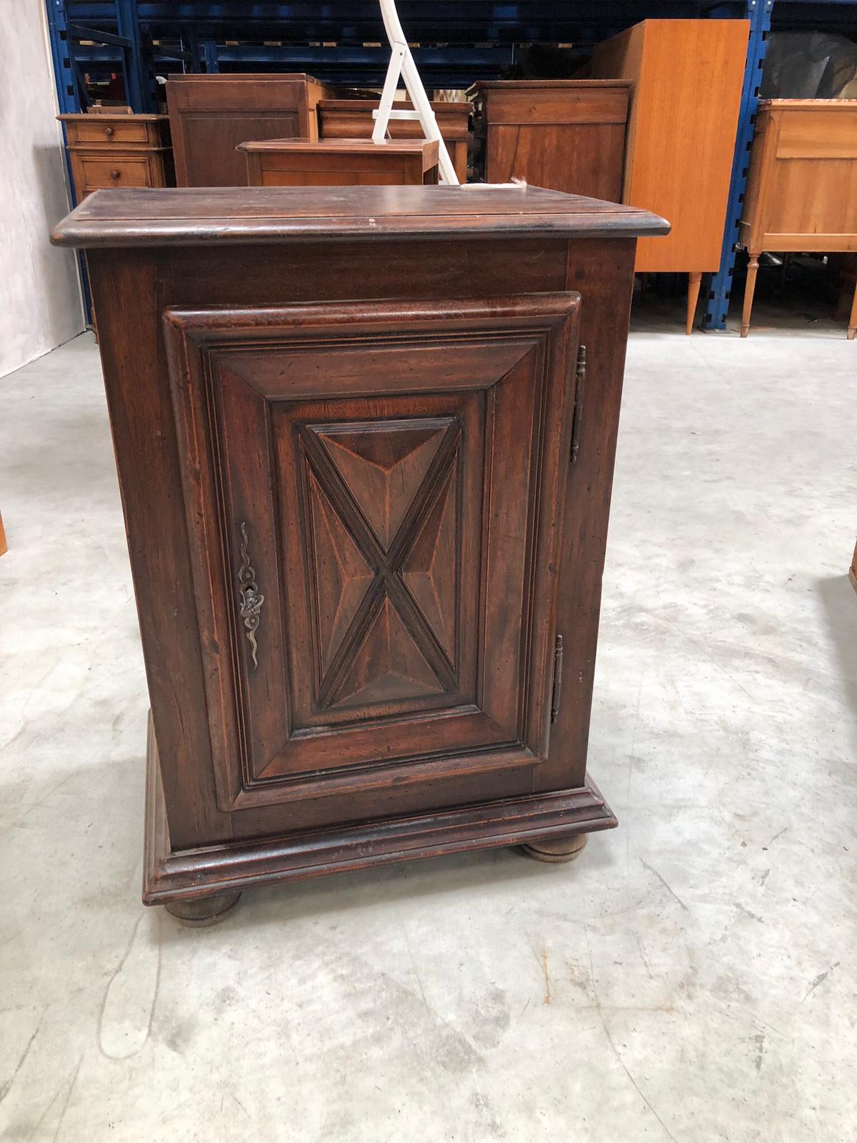 Petit meuble en bois/ table de chevet