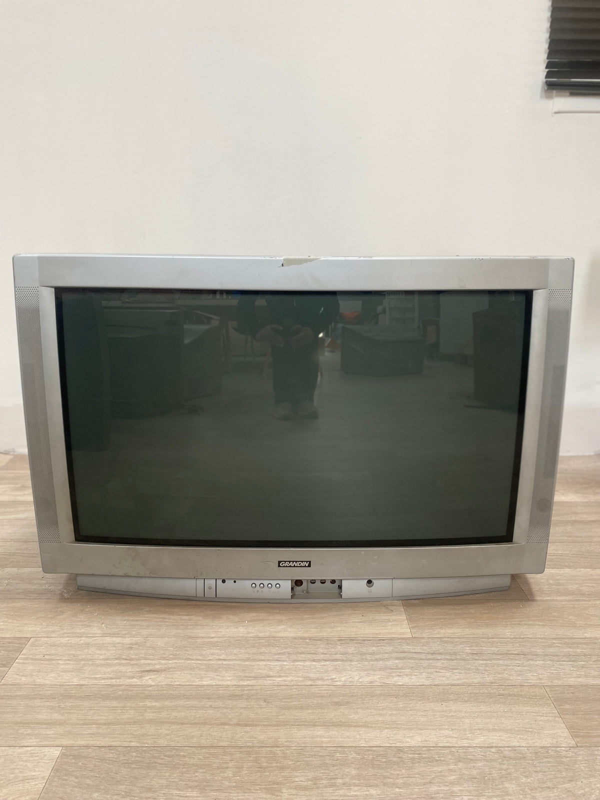 TV - catho - Gris - Grandin