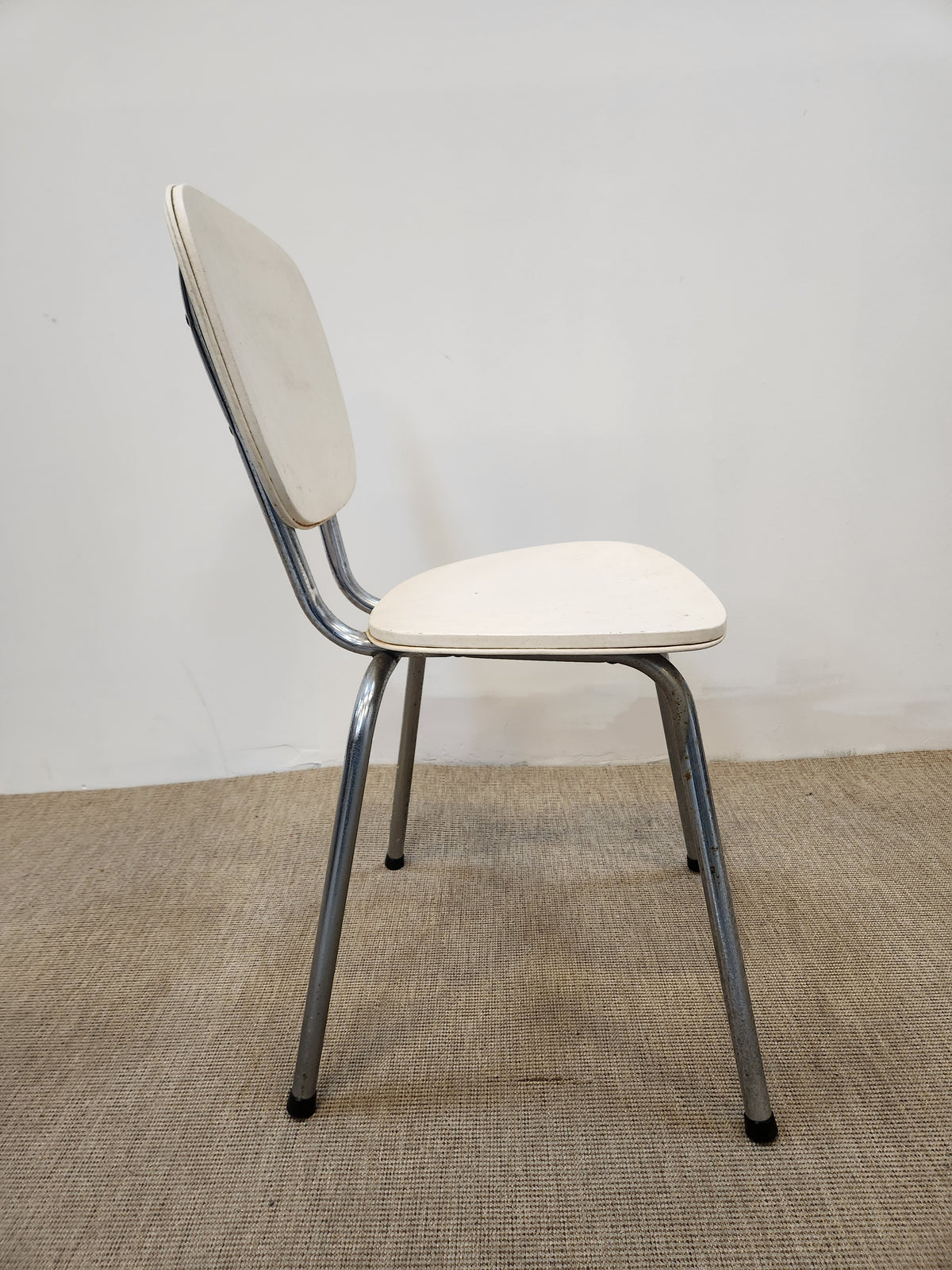 Chaise blanche