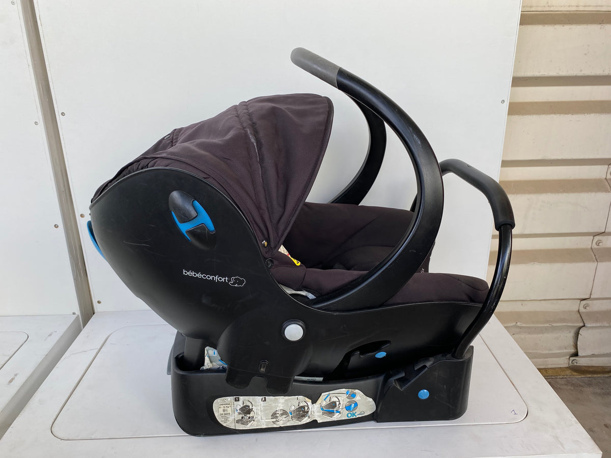 Lot Cosy bébé auto