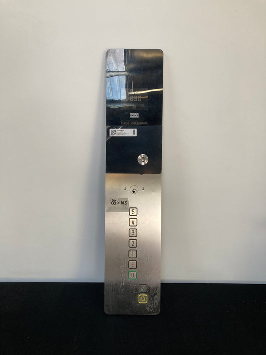 Panneau de commande ascenseur