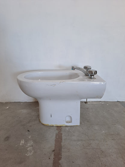 Bidet en céramique
