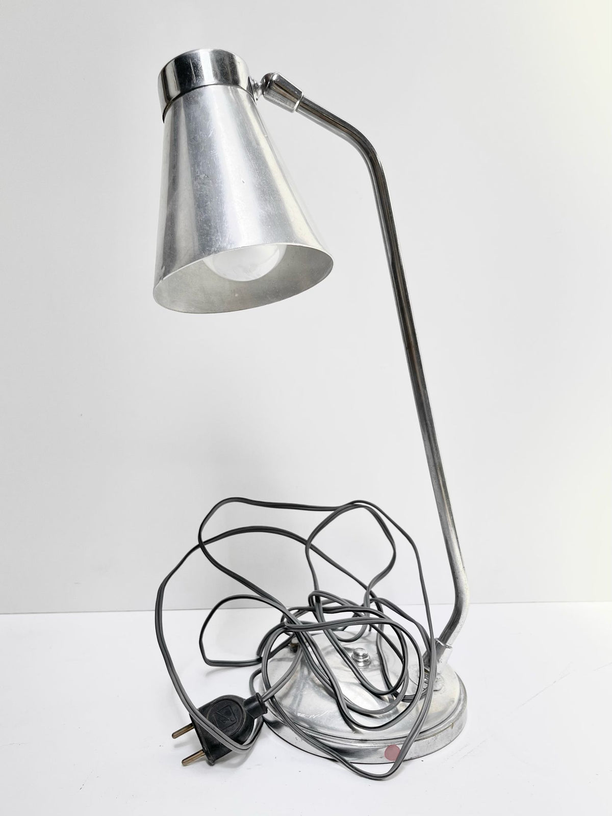 Lampe de bureau argentée