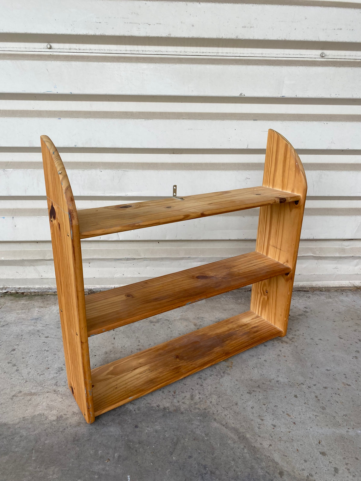 Etagère en bois