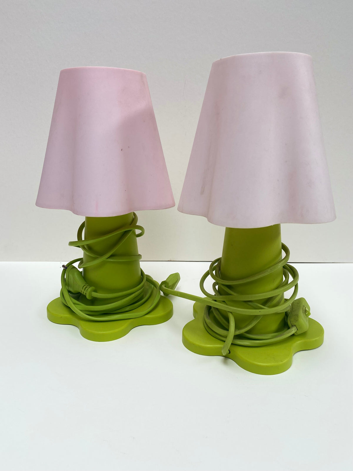 Lampe sur Pied - Plastique