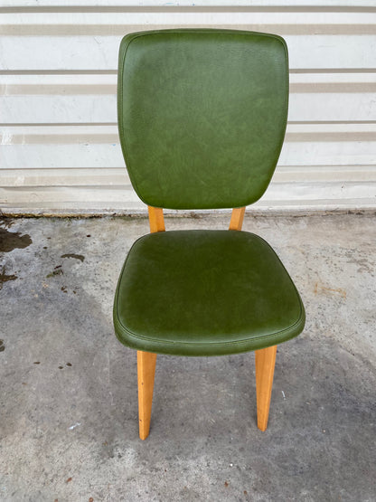 Chaise en bois et cuir