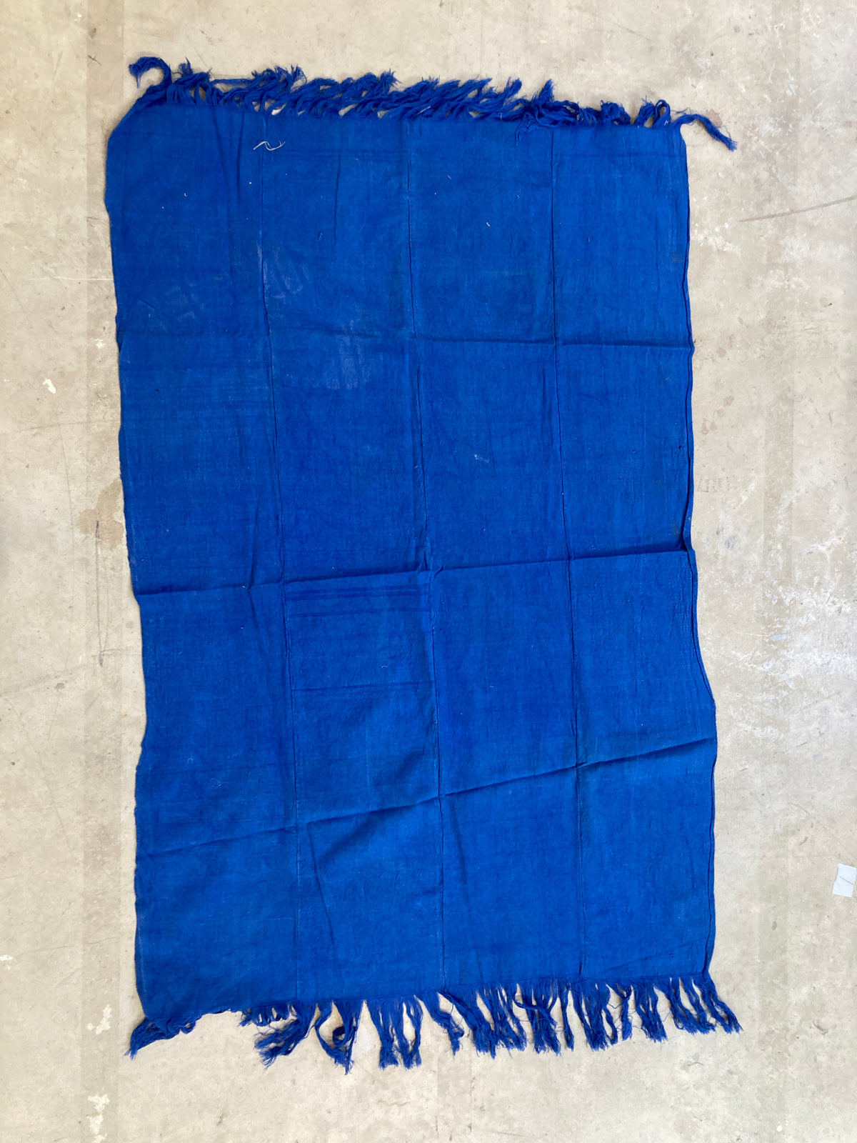 Tapis bleu marine