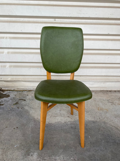 Chaise en bois et cuir
