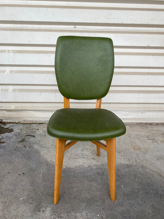 Chaise en bois et cuir