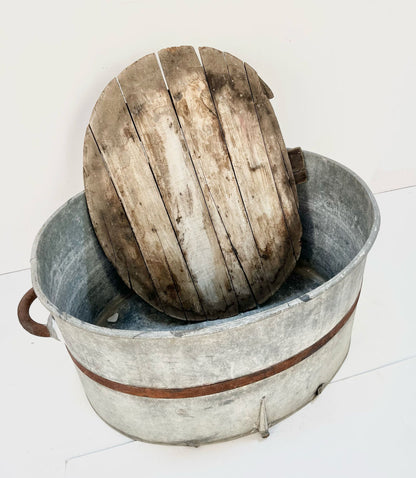 Bassine en métal