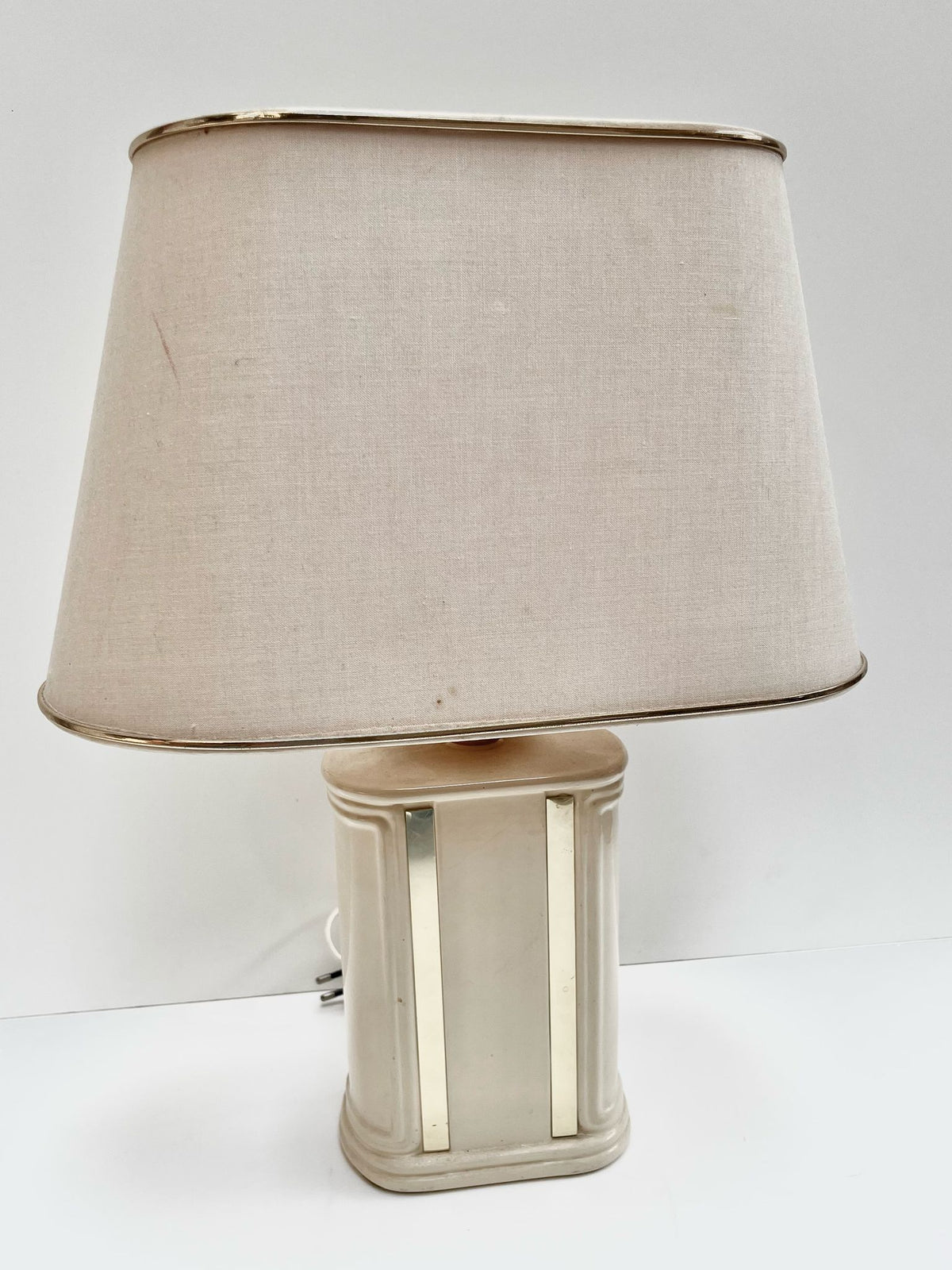 Lampe en céramique beige