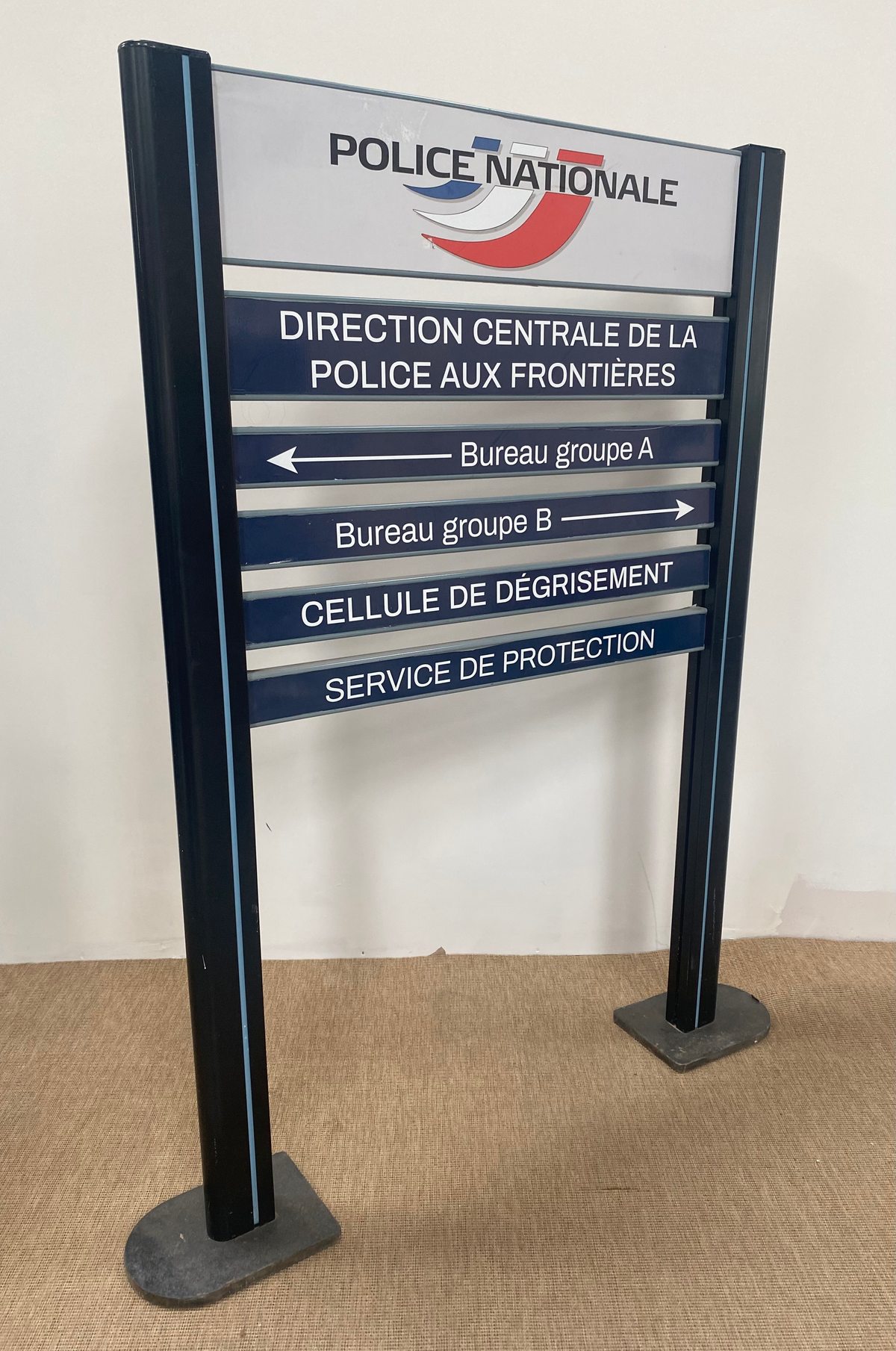 Police - Panneau sur pied Intérieur R/V