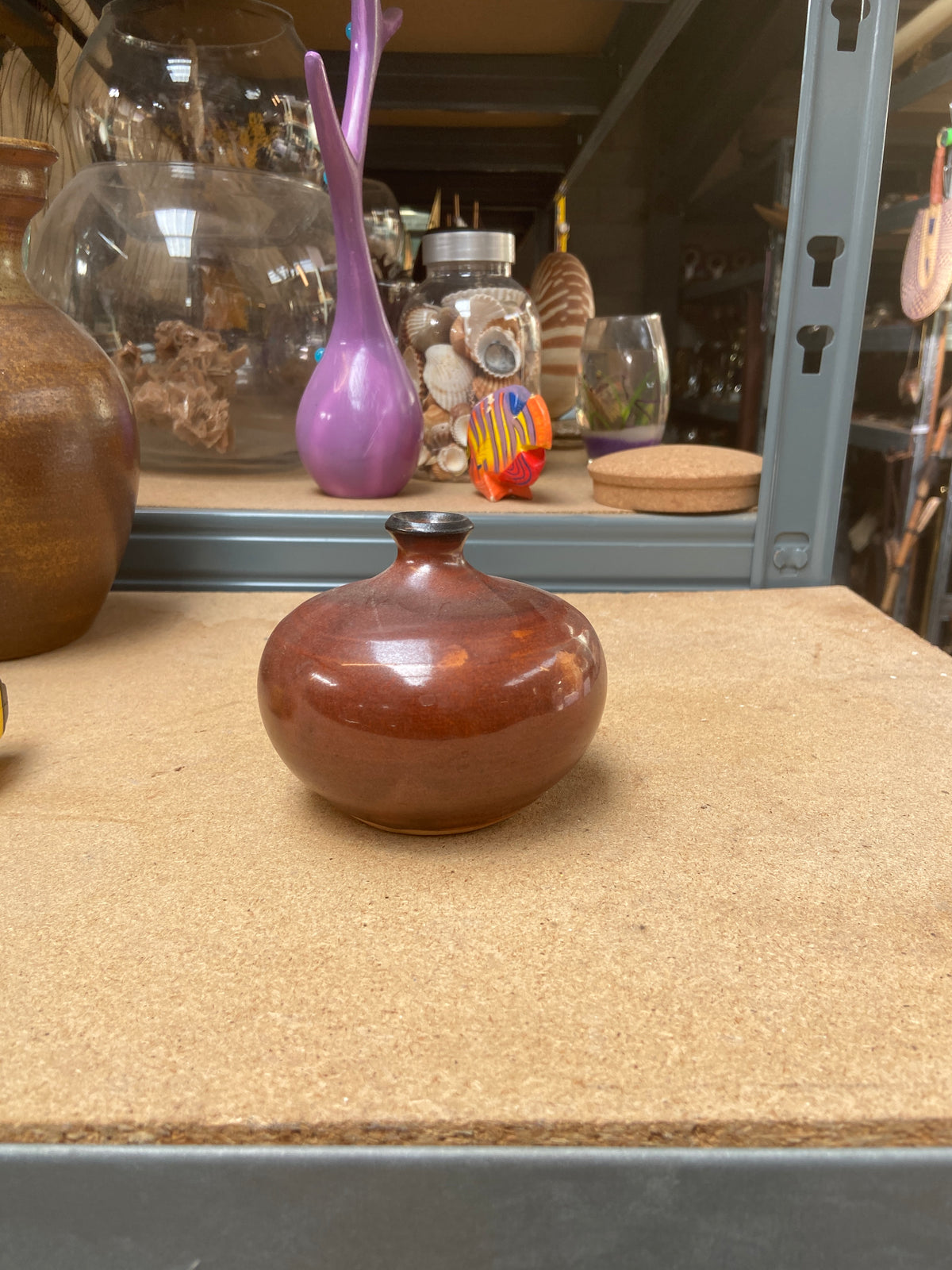 Vase. - marron