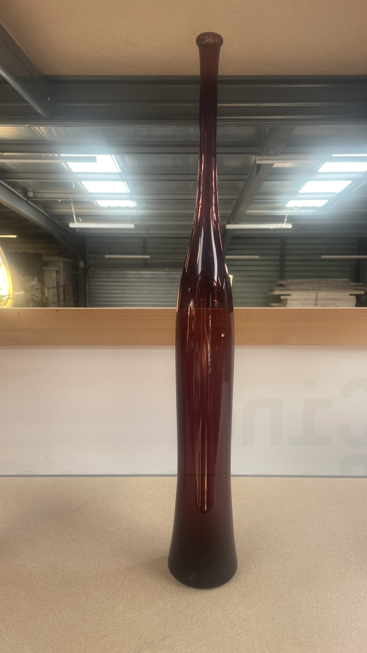 Vase long bordeaux - verre