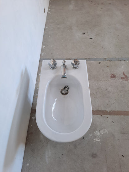 Bidet en céramique