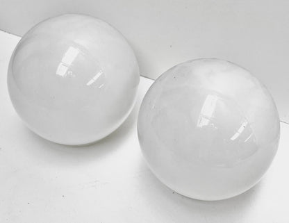 Globe opaline vintage