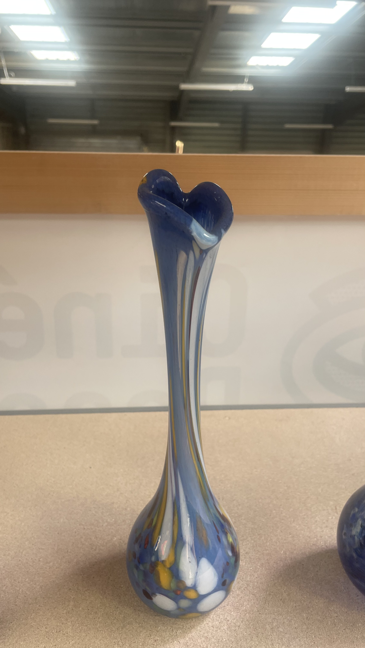 Vase long bleu - verre