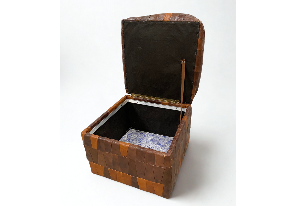 Pouf en cuir marron