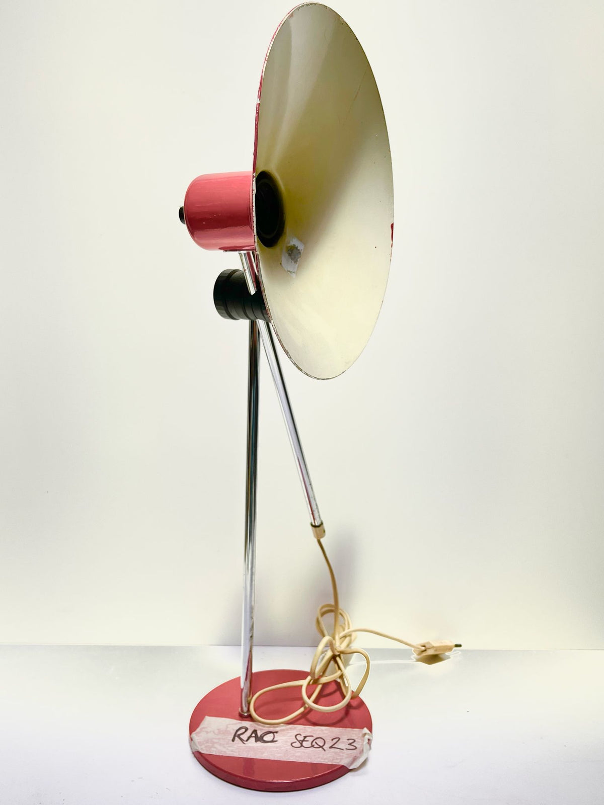 Lampe de bureau rouge